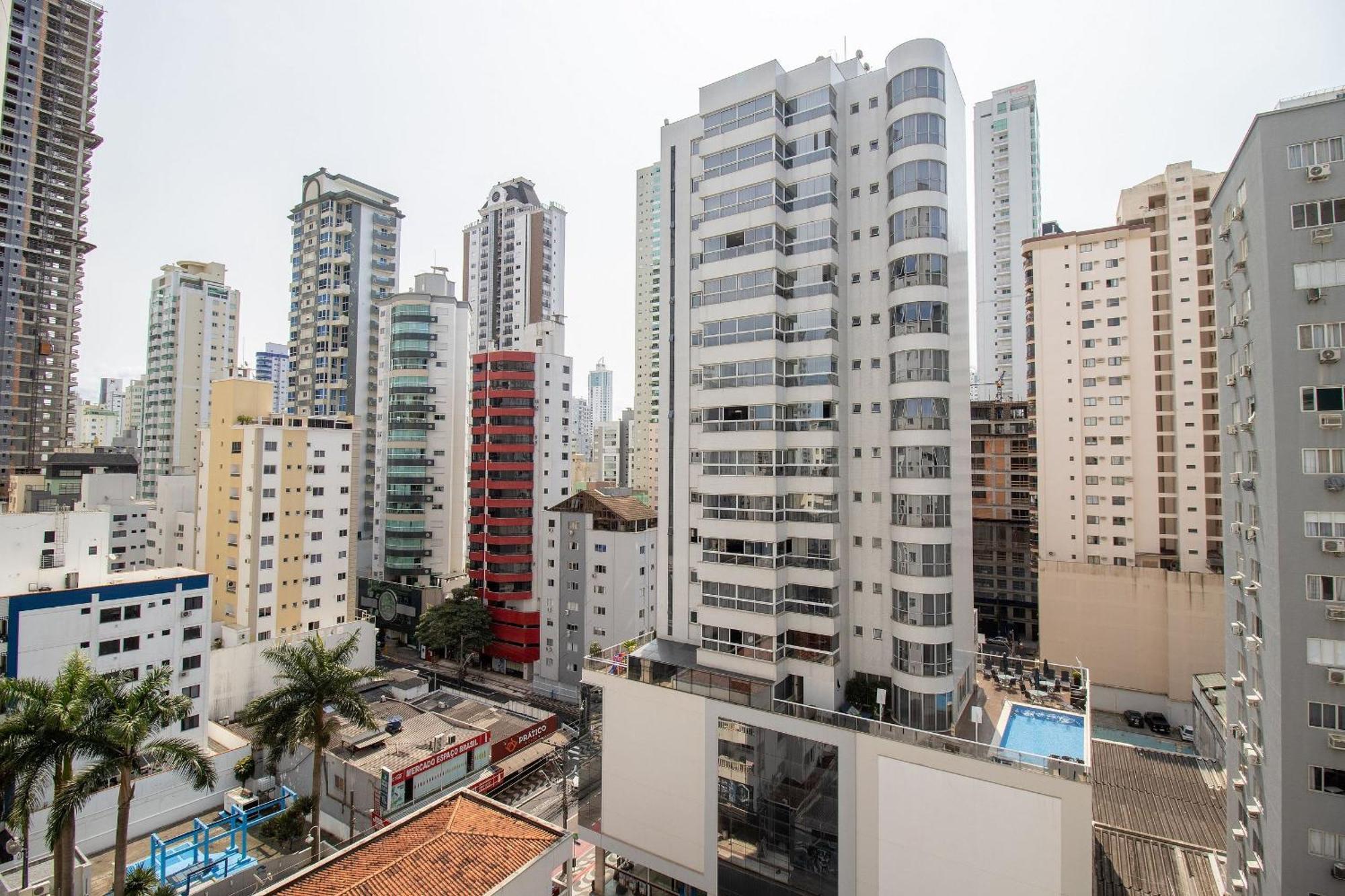 Apartamento Rpa93 - Av Brasil, Quadra Mar, 1 Dorm, Tv Smart *